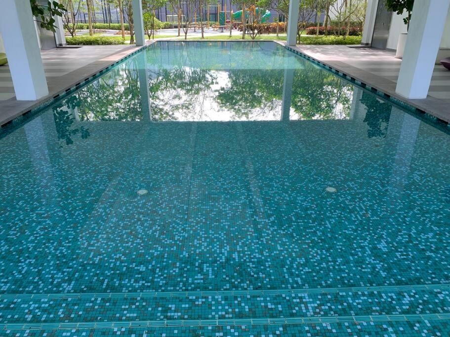 Stylish Romantic Couples Getaway - Netflix&Relax 7 Cyberjaya Exterior photo