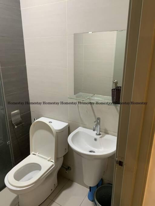 Stylish Romantic Couples Getaway - Netflix&Relax 7 Cyberjaya Exterior photo